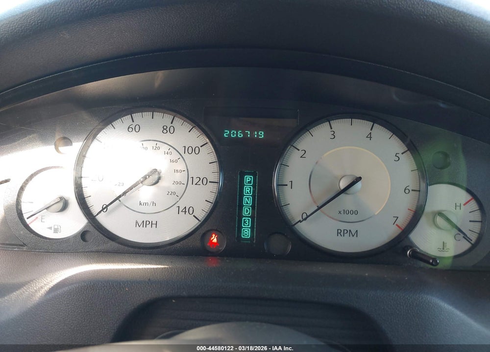 2008 CHRYSLER 300 LX VIN: 2C3KA43R78H191340