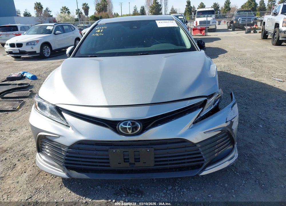 2021 TOYOTA CAMRY LE VIN: 4T1C11AKXMU468666