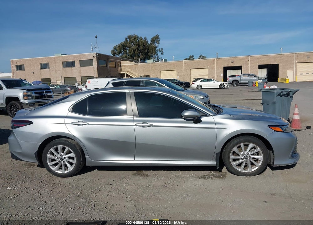 2021 TOYOTA CAMRY LE VIN: 4T1C11AKXMU468666