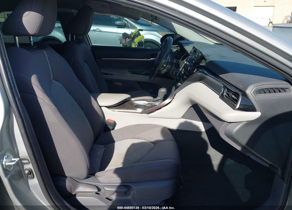 2021 TOYOTA CAMRY LE VIN: 4T1C11AKXMU468666