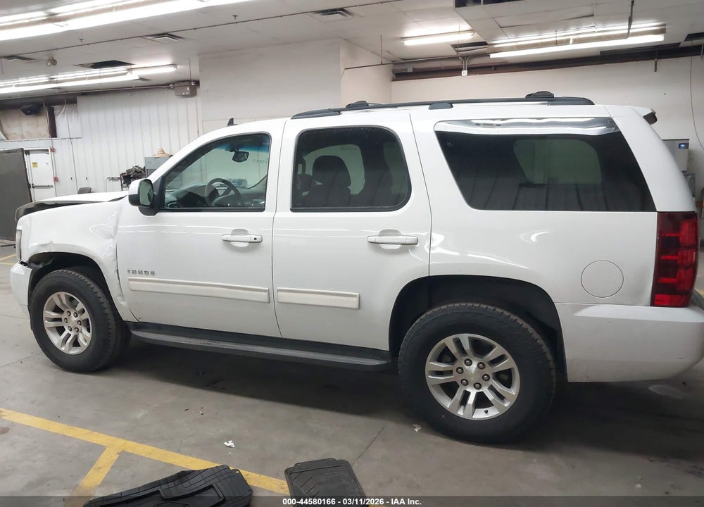 2013 CHEVROLET TAHOE LS VIN: 1GNSCAE04DR318999