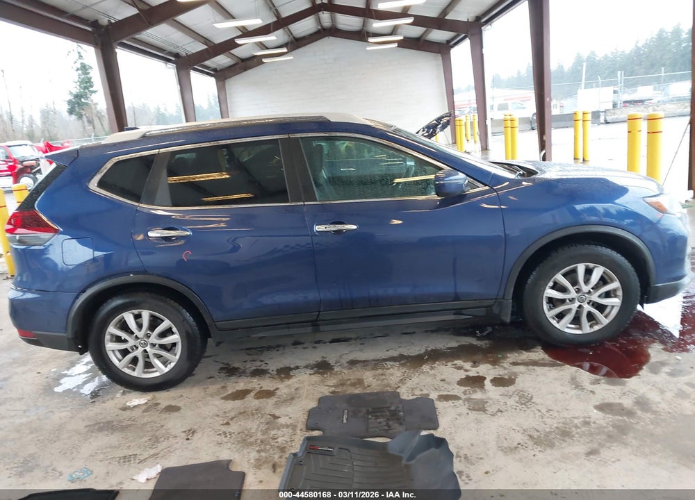 2018 NISSAN ROGUE SV VIN: 5N1AT2MT9JC754652
