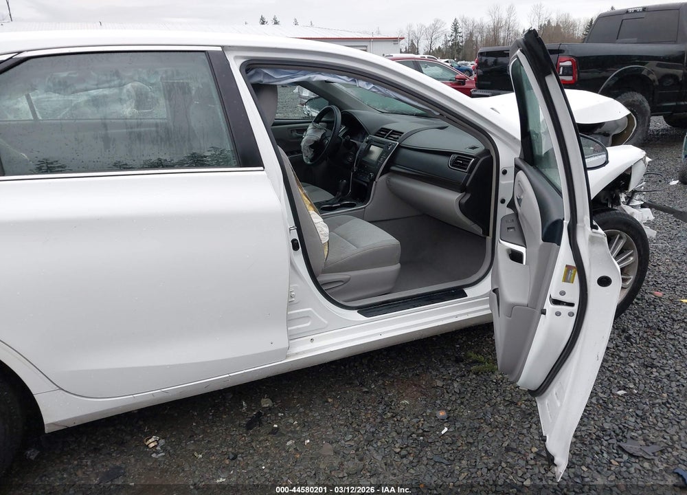 2015 TOYOTA CAMRY LE VIN: 4T4BF1FK0FR447923