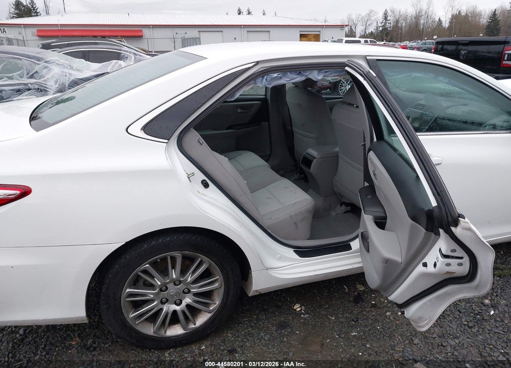2015 TOYOTA CAMRY LE VIN: 4T4BF1FK0FR447923