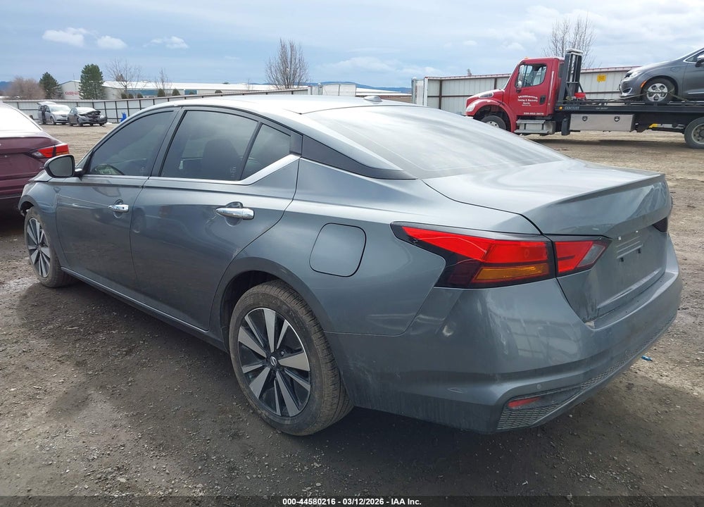 2022 NISSAN ALTIMA SV FWD VIN: 1N4BL4DV2NN397692