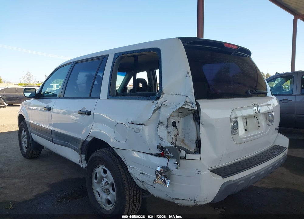 2005 HONDA PILOT LX VIN: 2HKYF18105H555903
