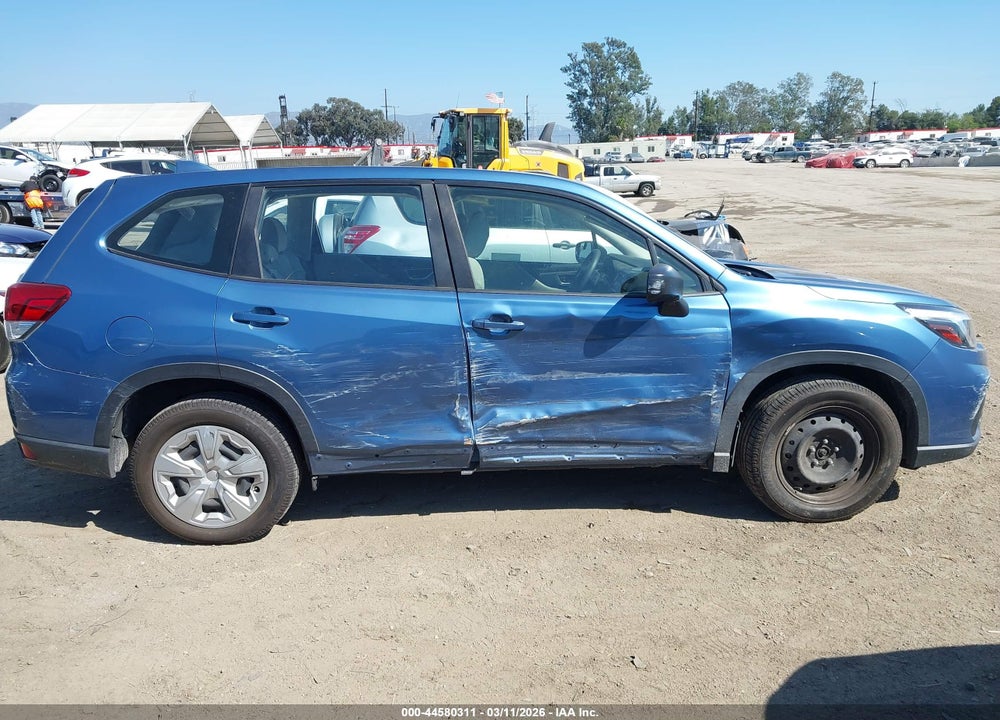 2021 SUBARU FORESTER VIN: JF2SKAAC3MH400404