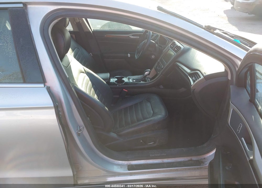 2016 FORD FUSION SE VIN: 3FA6P0HD3GR143988