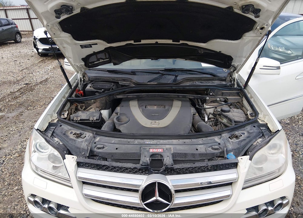 2011 MERCEDES-BENZ GL 450 4MATIC VIN: 4JGBF7BEXBA729642