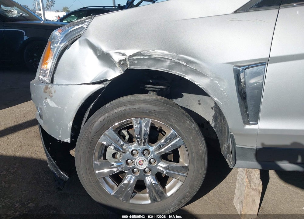2014 CADILLAC SRX LUXURY COLLECTION VIN: 3GYFNBE30ES652489