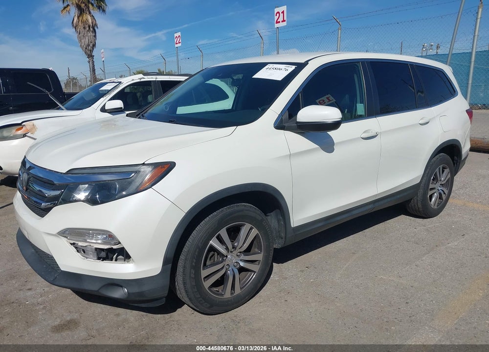 2017 HONDA PILOT EX VIN: 5FNYF5H43HB018446