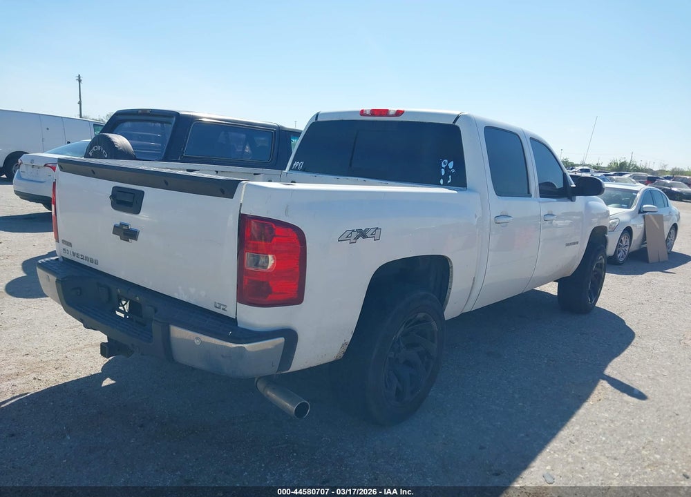 2011 CHEVROLET SILVERADO 1500 LTZ VIN: 3GCPKTE33BG372802