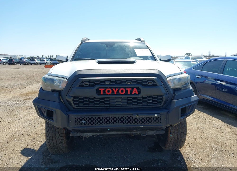 2019 TOYOTA TACOMA TRD SPORT VIN: 3TMCZ5AN1KM229278