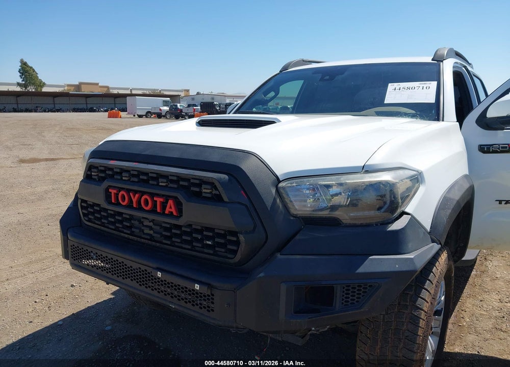 2019 TOYOTA TACOMA TRD SPORT VIN: 3TMCZ5AN1KM229278