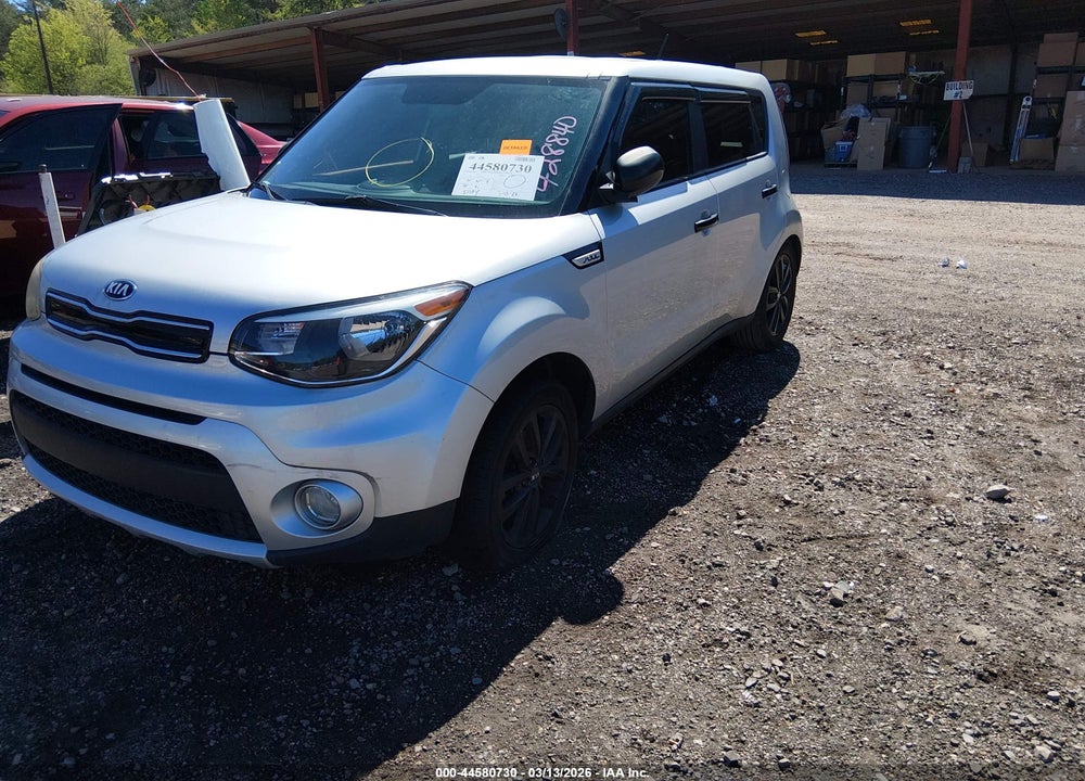 2017 KIA SOUL + VIN: KNDJP3A53H7428840