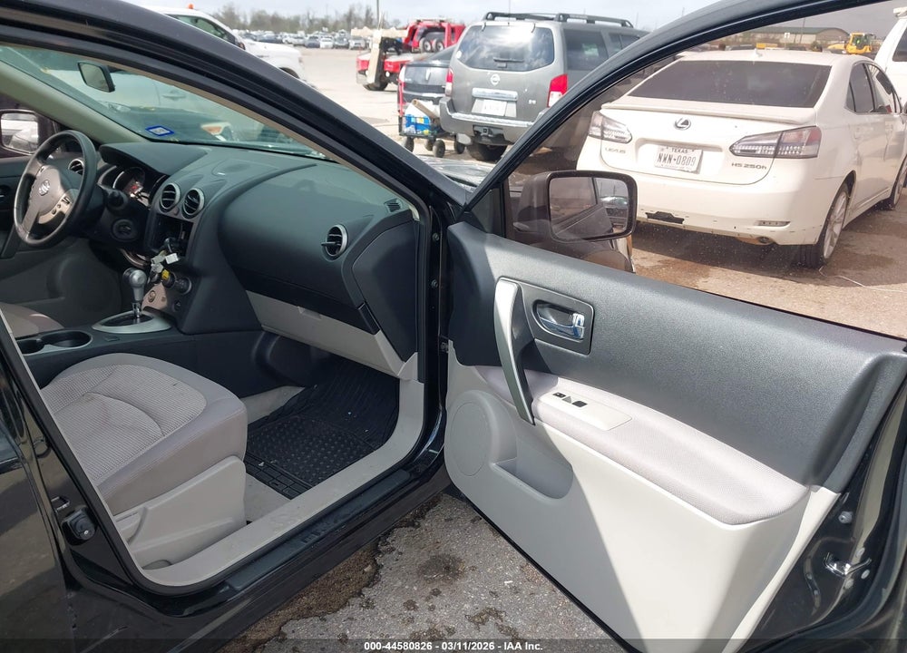 2013 NISSAN ROGUE SV VIN: JN8AS5MT2DW502273