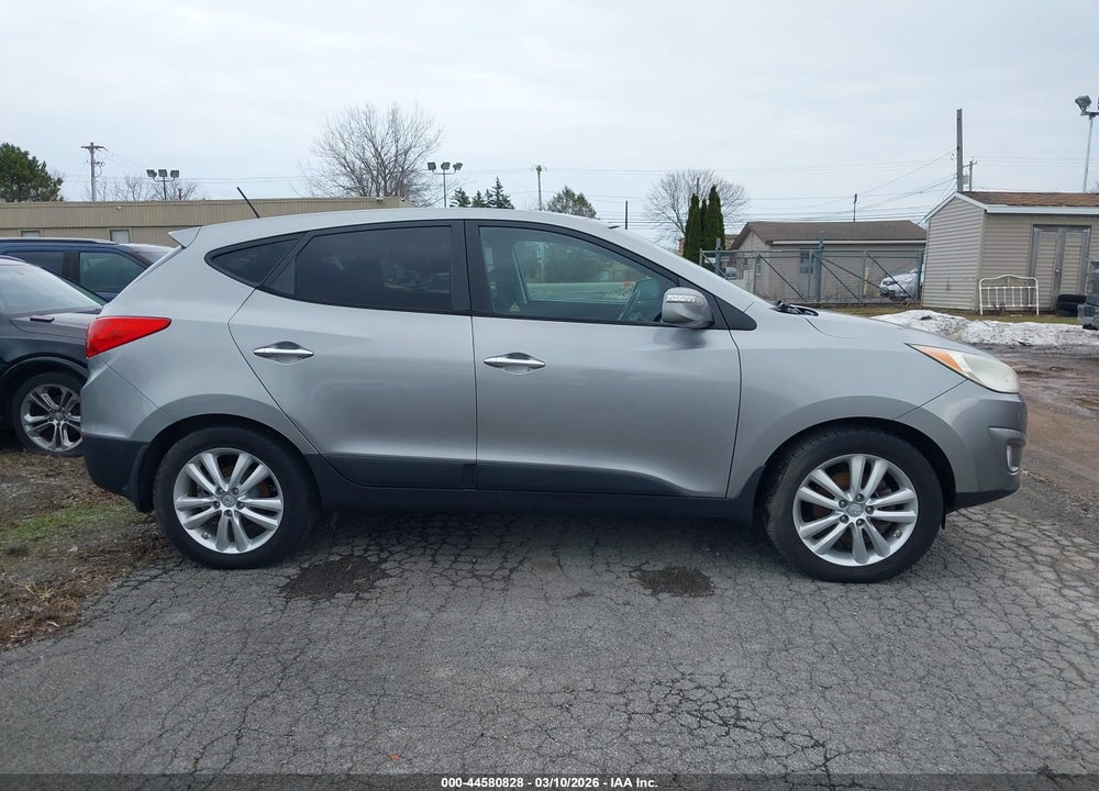 2012 HYUNDAI TUCSON LIMITED VIN: KM8JUCAC9CU545500