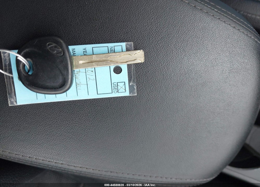 2012 HYUNDAI TUCSON LIMITED VIN: KM8JUCAC9CU545500