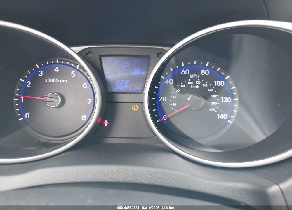 2012 HYUNDAI TUCSON LIMITED VIN: KM8JUCAC9CU545500