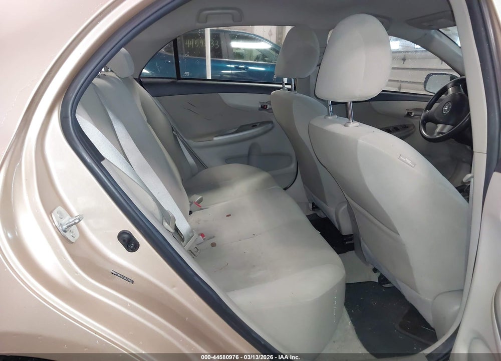 2011 TOYOTA COROLLA LE VIN: 2T1BU4EE6BC726611