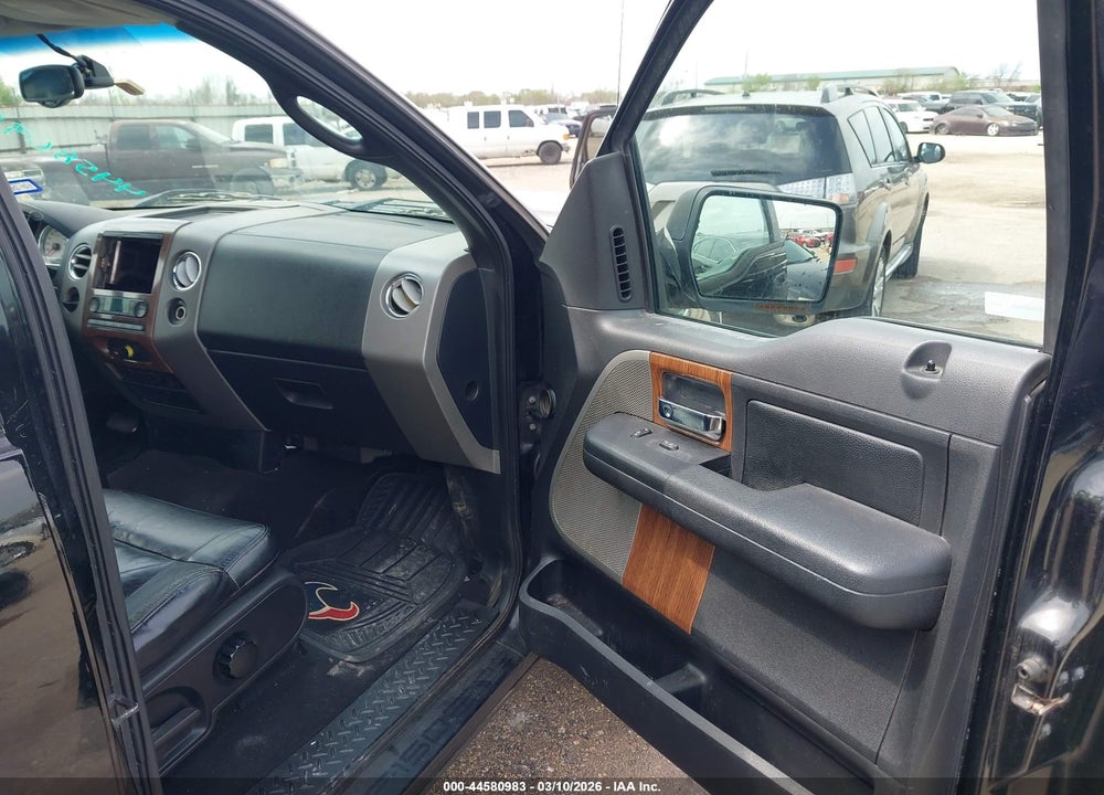 2004 FORD F-150 LARIAT/XLT VIN: 1FTPW12574KC09788
