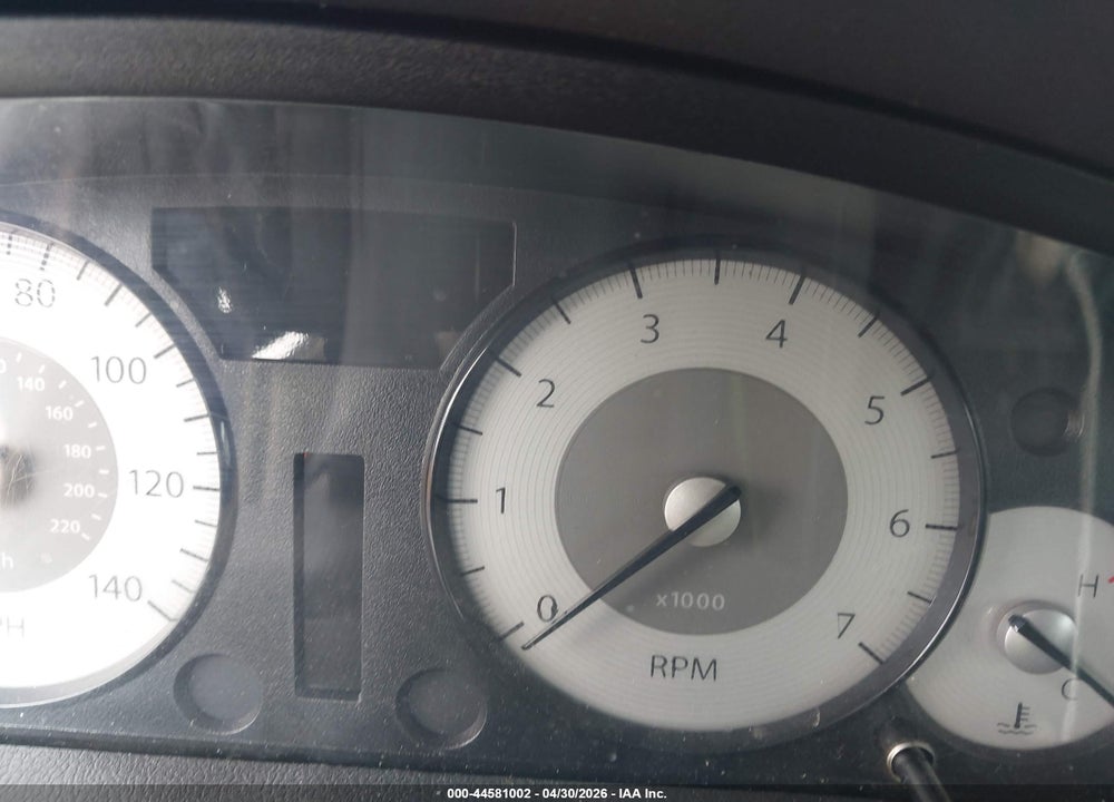 2005 CHRYSLER 300 VIN: 2C3JA53G05H131007