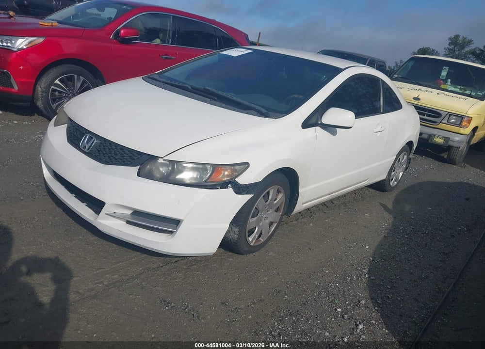 2010 HONDA CIVIC LX VIN: 2HGFG1B60AH526687
