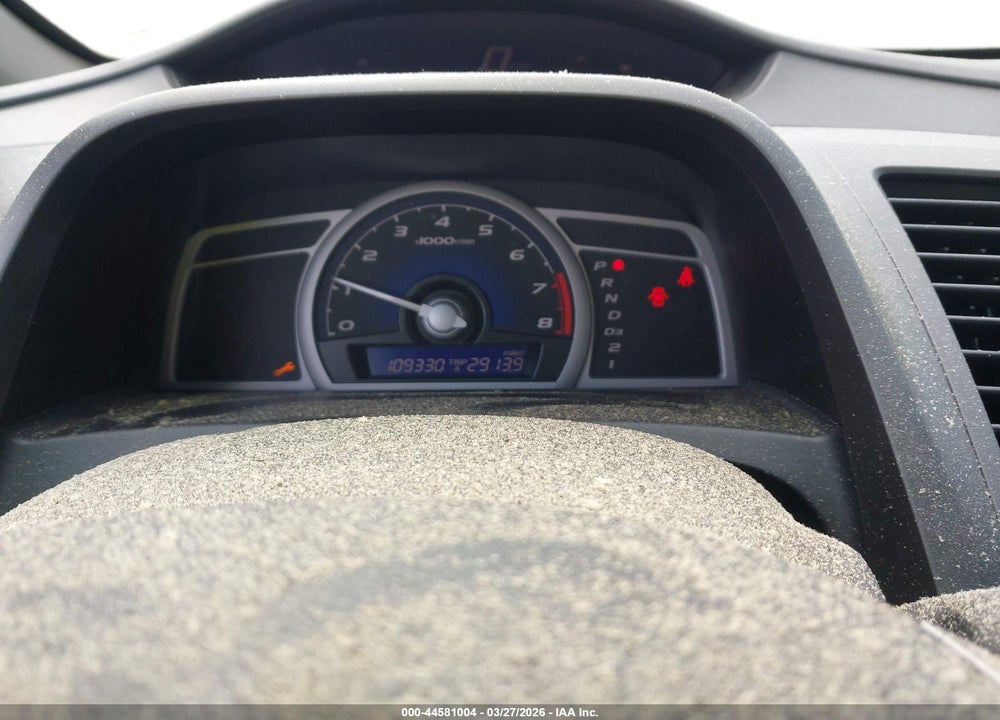 2010 HONDA CIVIC LX VIN: 2HGFG1B60AH526687