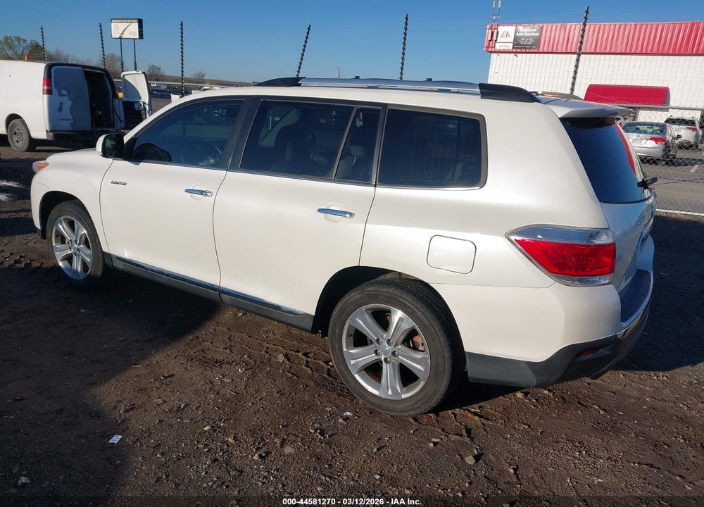 2013 TOYOTA HIGHLANDER LIMITED V6 VIN: 5TDYK3EH8DS110469