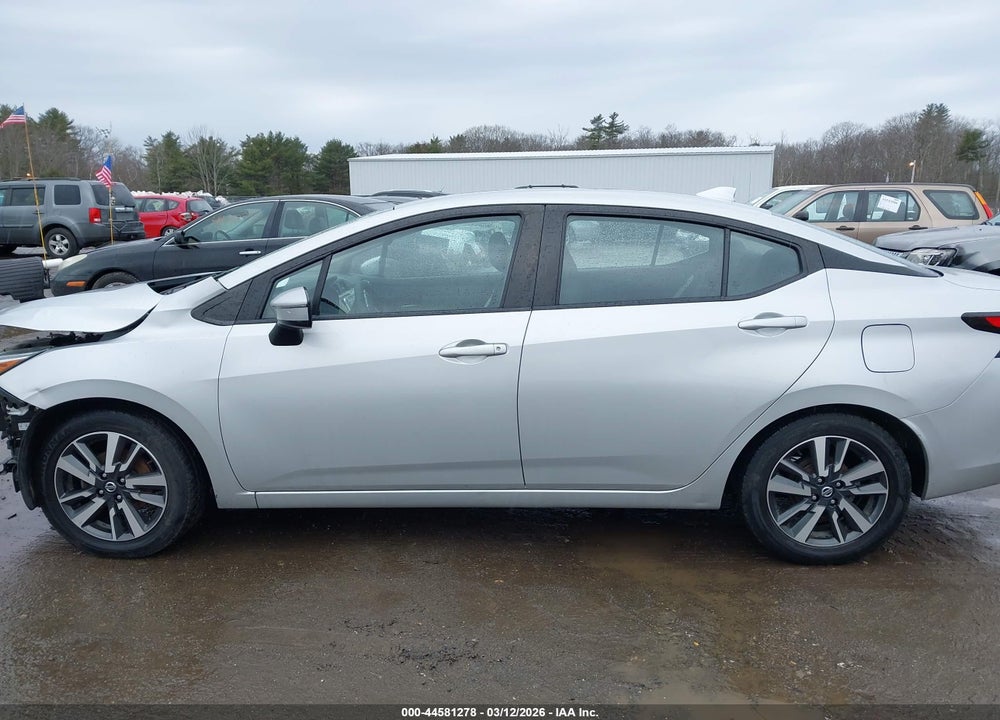 2021 NISSAN VERSA SV XTRONIC CVT VIN: 3N1CN8EV9ML817173