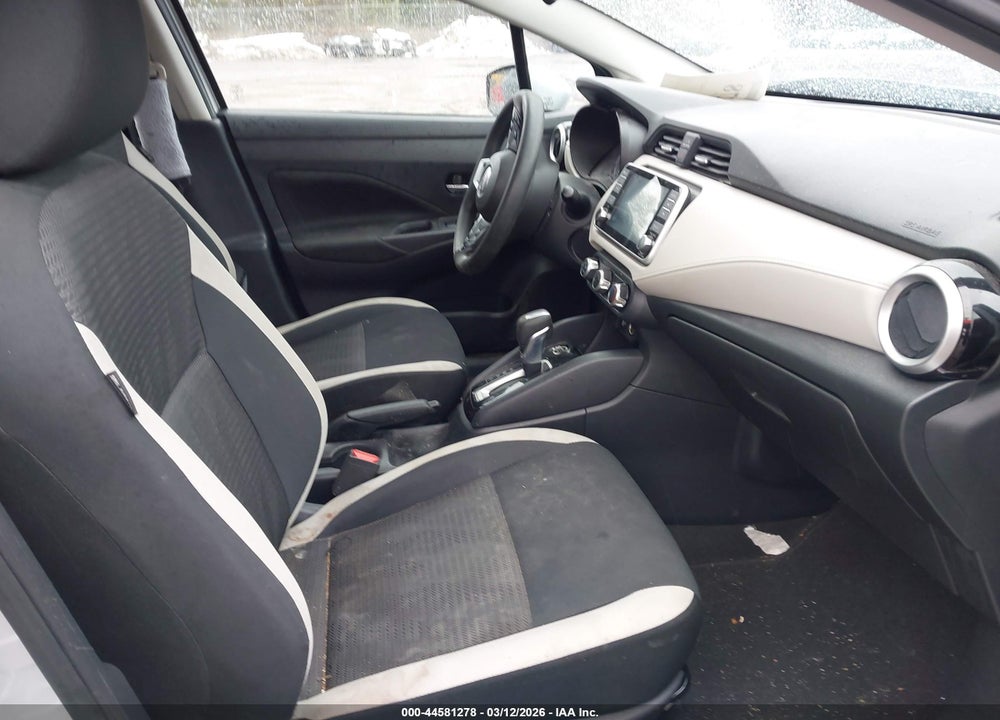 2021 NISSAN VERSA SV XTRONIC CVT VIN: 3N1CN8EV9ML817173