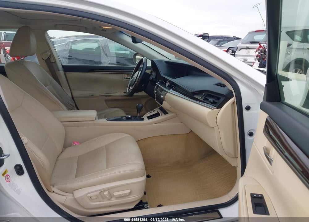 2013 LEXUS ES 350 VIN: JTHBK1GG1D2049681
