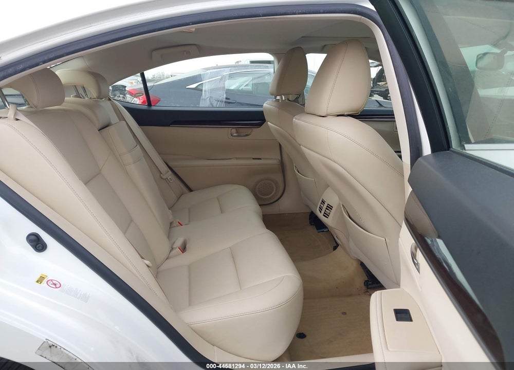 2013 LEXUS ES 350 VIN: JTHBK1GG1D2049681