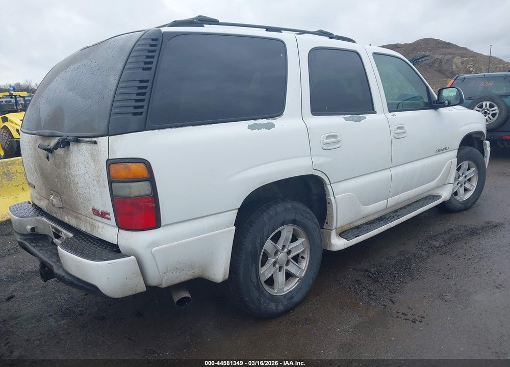 2005 GMC YUKON DENALI VIN: 1GKEK63U65J154834