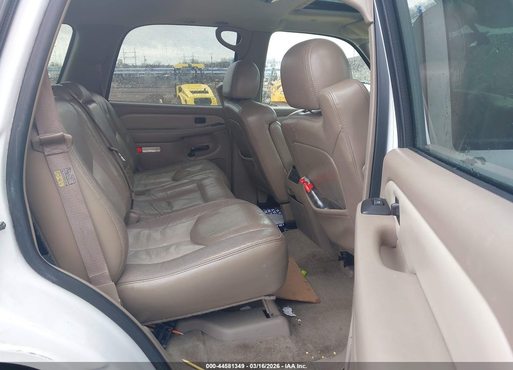 2005 GMC YUKON DENALI VIN: 1GKEK63U65J154834
