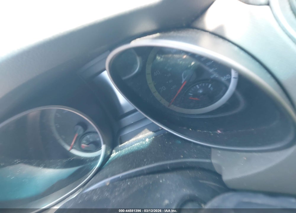 2016 HYUNDAI SANTA FE SE VIN: KM8SMDHF8GU137473