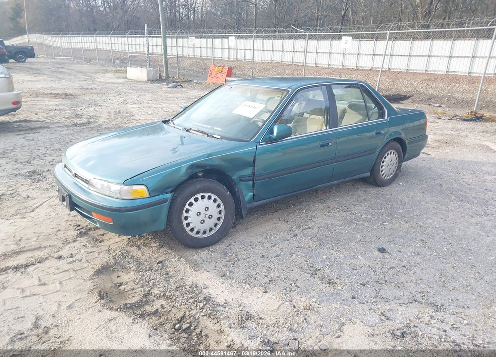 1993 HONDA ACCORD LX VIN: JHMCB7553PC038768