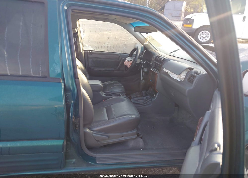1998 ISUZU RODEO LS/S VIN: 4S2CM58W1W4351710