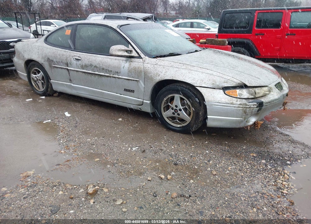 2002 PONTIAC GRAND PRIX GTP VIN: 1G2WR12152F208035