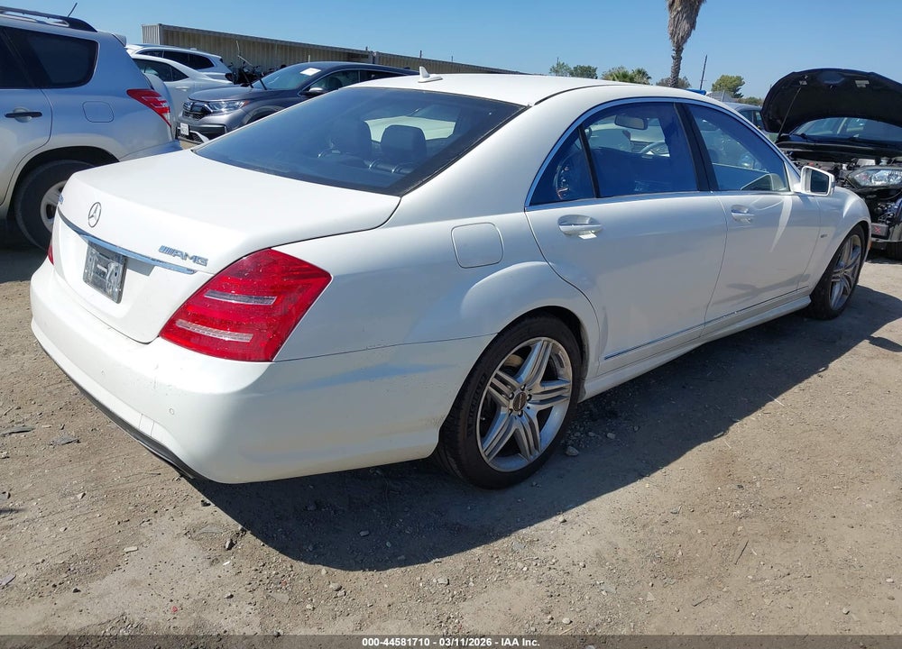 2012 MERCEDES-BENZ S 550 VIN: WDDNG7DB9CA473406