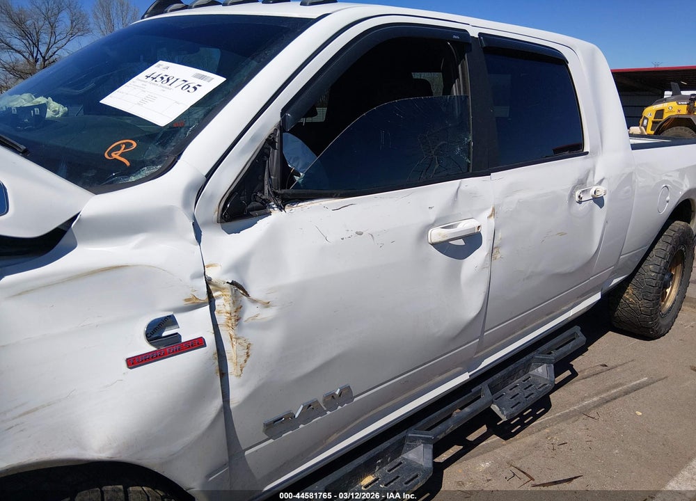 2022 RAM 2500 BIG HORN  4X4 6'4' BOX VIN: 3C6UR5ML6NG304789