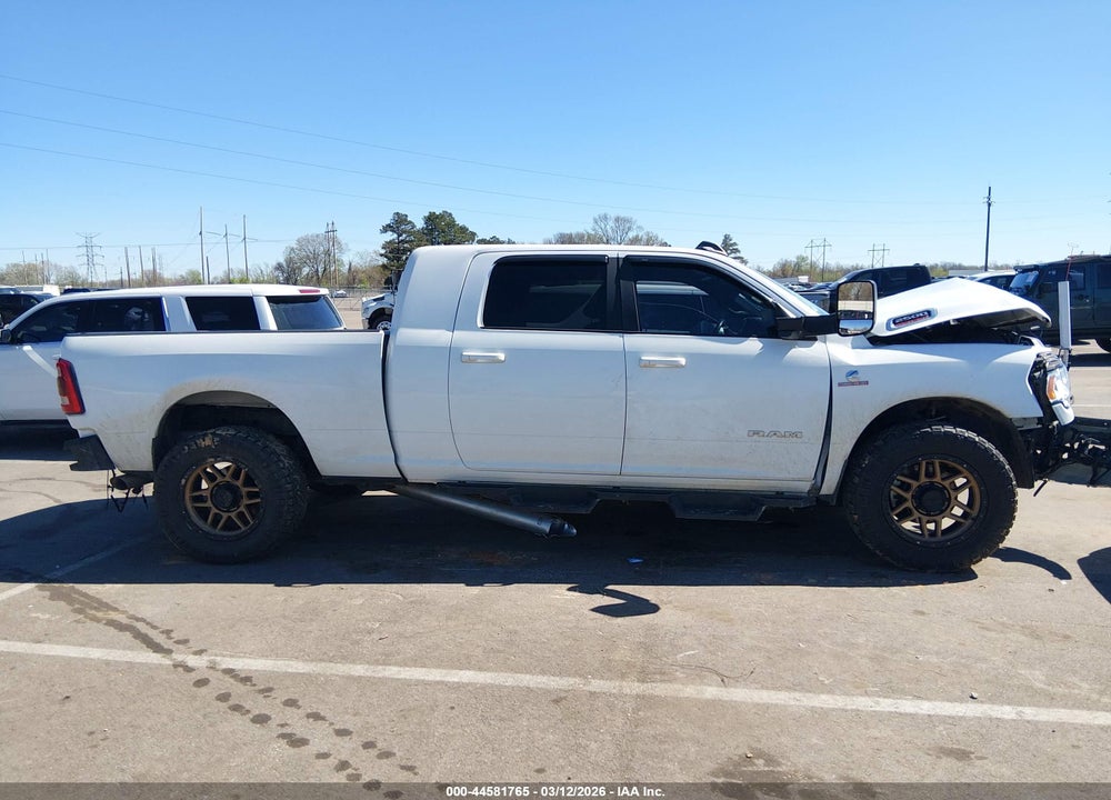 2022 RAM 2500 BIG HORN  4X4 6'4' BOX VIN: 3C6UR5ML6NG304789