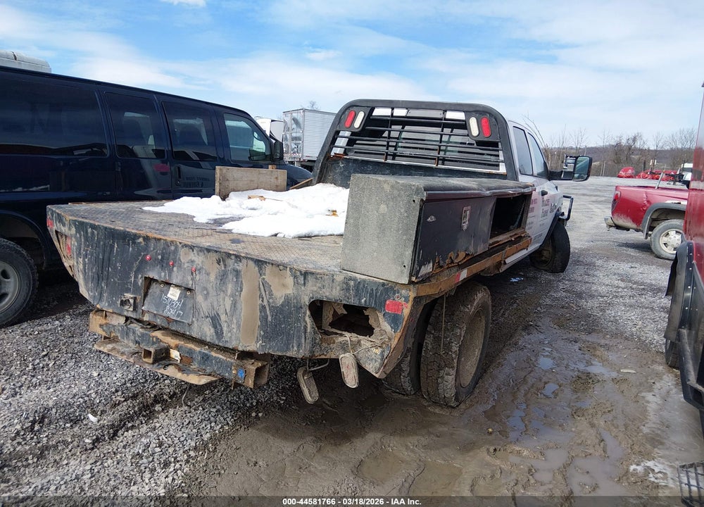 2017 RAM 5500 CHASSIS TRADESMAN/SLT/LAIE VIN: 3C7WRNEL1HG668139