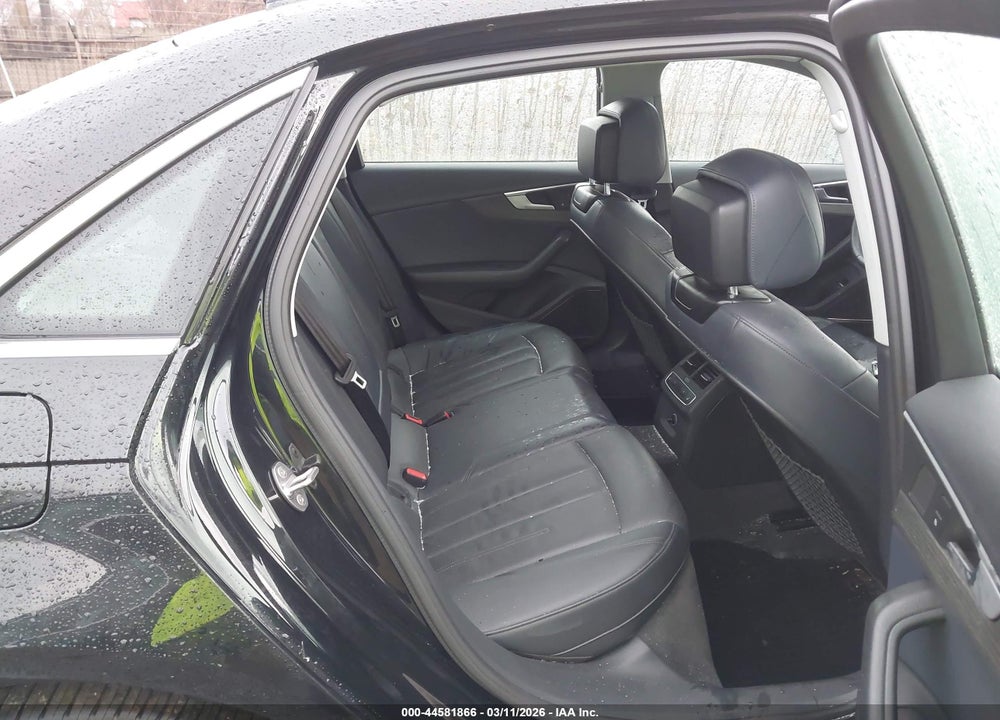 2018 AUDI A4 VIN: WAUENAF4XJN020412