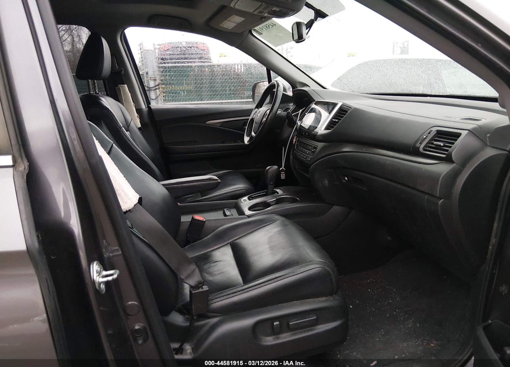 2017 HONDA PILOT EX-L VIN: 5FNYF6H59HB073594