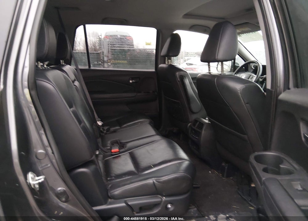 2017 HONDA PILOT EX-L VIN: 5FNYF6H59HB073594