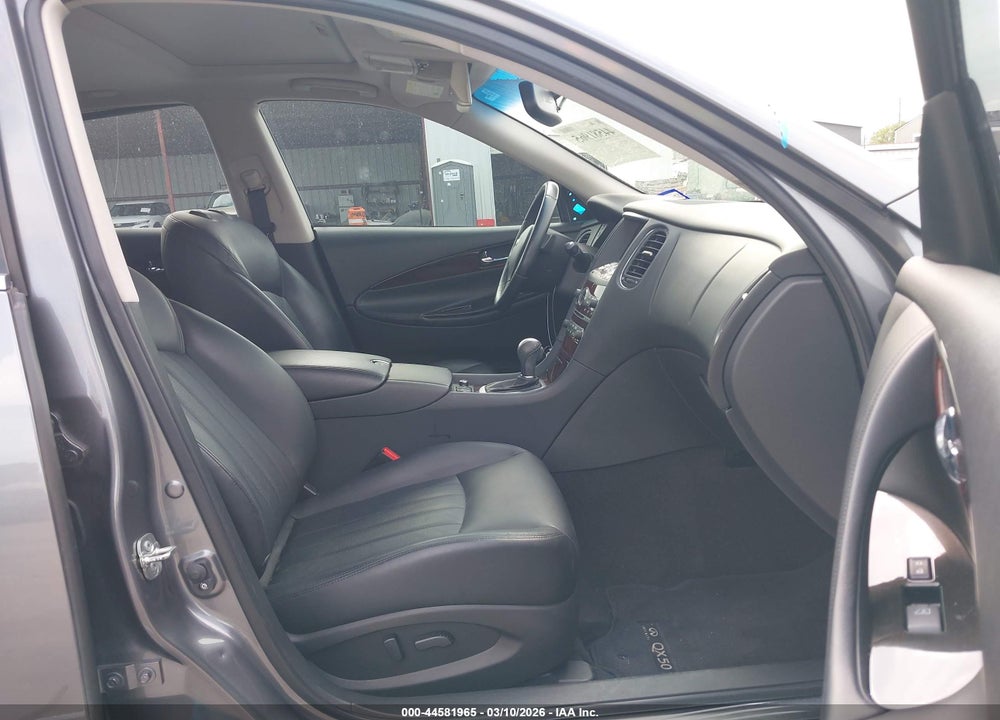 2017 INFINITI QX50 VIN: JN1BJ0RP1HM383167