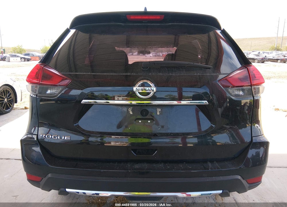 2018 NISSAN ROGUE S/SL/SV VIN: 5N1AT2MT3JC803800