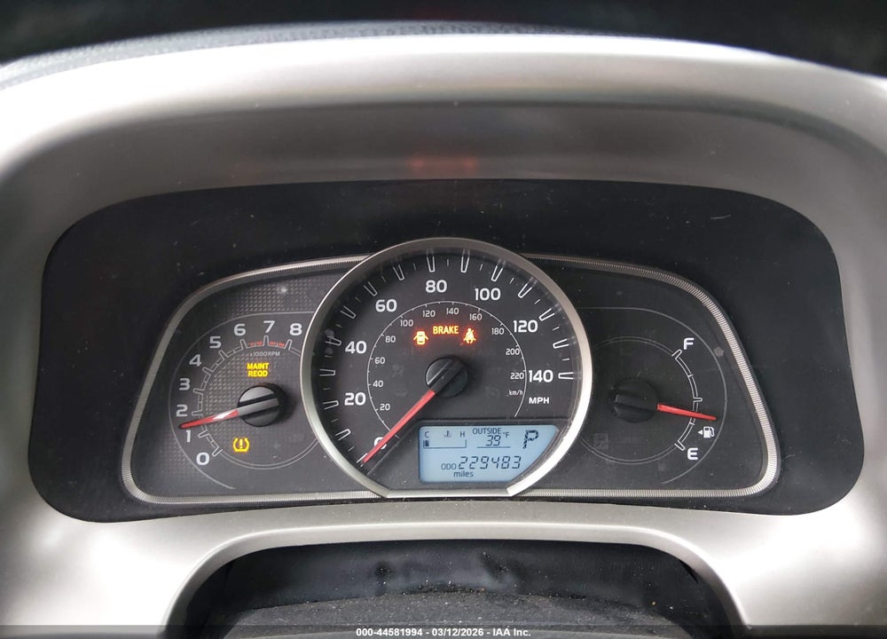 2015 TOYOTA RAV4 XLE VIN: 2T3RFREV3FW307925