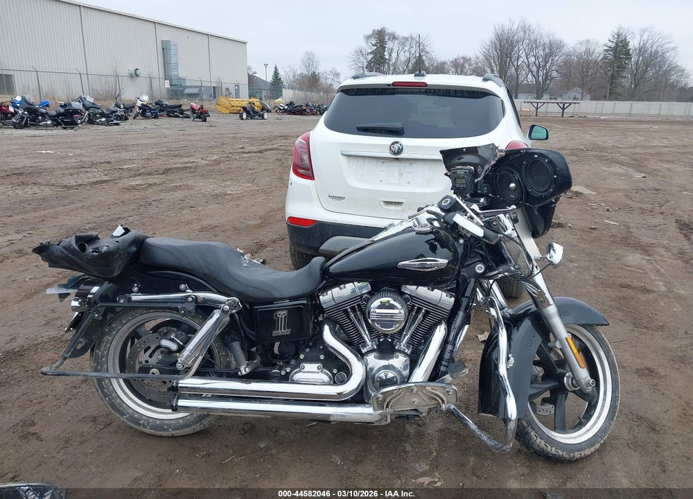 2012 HARLEY-DAVIDSON FLD SWITCHBACK VIN: 1HD1GZM12CC322230